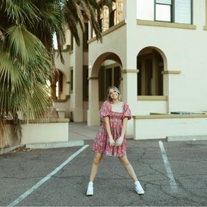 Meet your Posher, Ellison